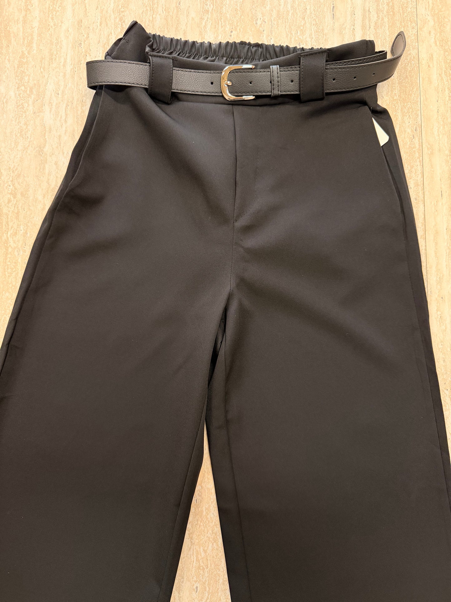 Pantalone palazzo con cintura